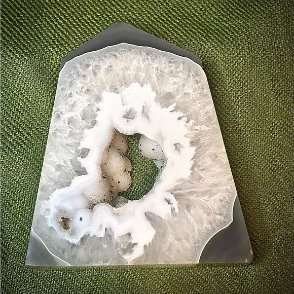 Druzy Onyx Quartz Obelisk Slab Slice Freeform Point Crystal - Picture 4 of 6